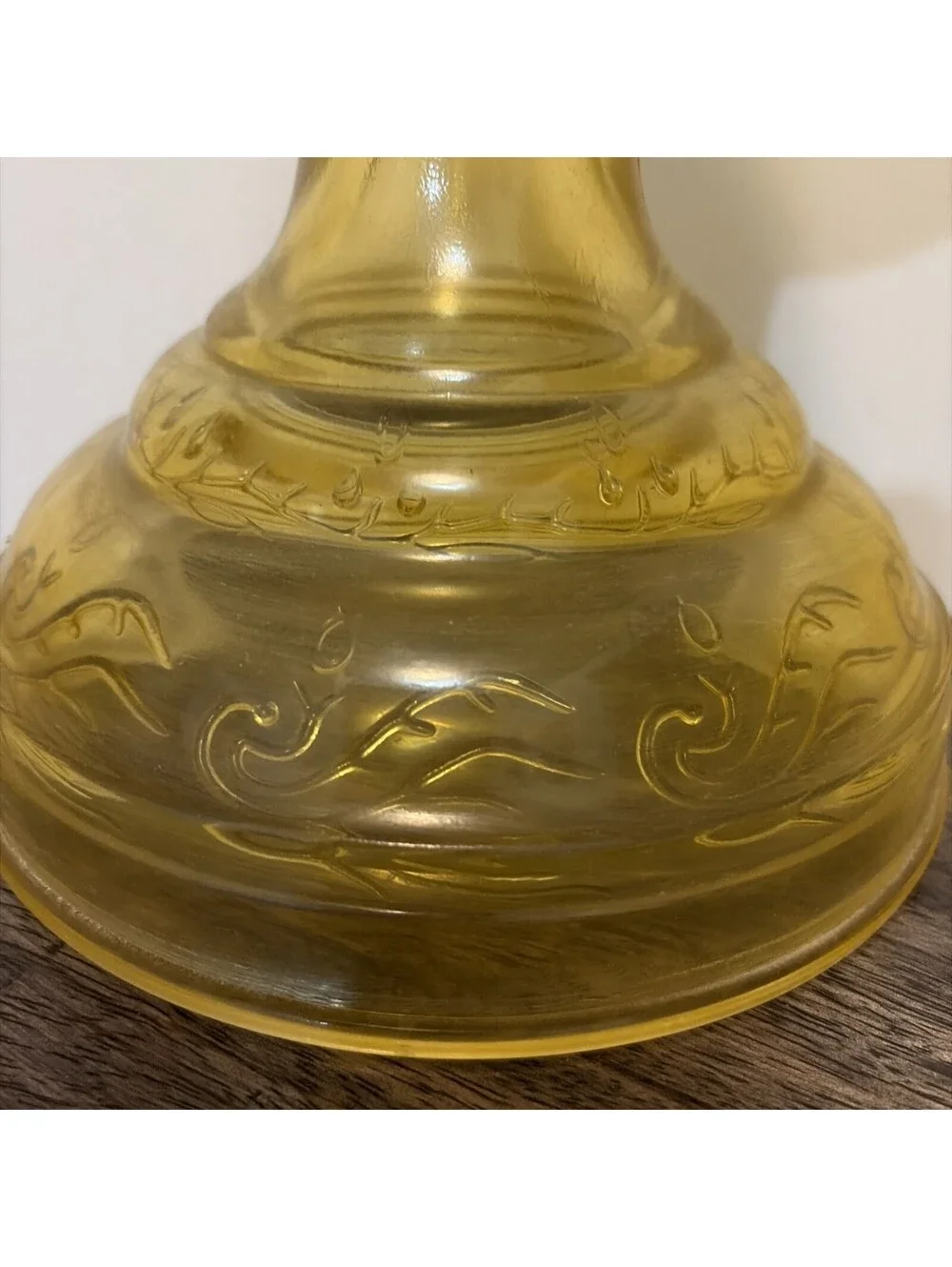 Vintage Eagle Wick Amber Glass Kerosene 18.25